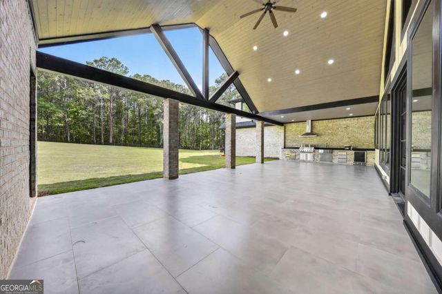 292 Double Springs Road SW, Monroe, GA 30656