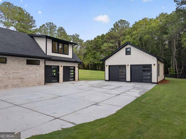 292 Double Springs Road SW, Monroe, GA 30656