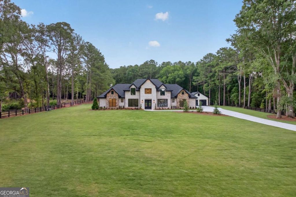 292 Double Springs Road SW, Monroe, GA 30656