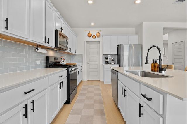 7800 Linda Michelle LN, Austin, TX 78724