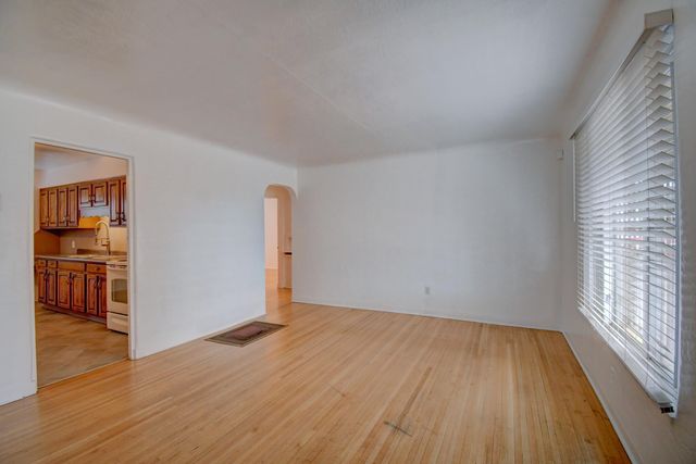 821 Madeira Drive SE, Albuquerque, NM 87108