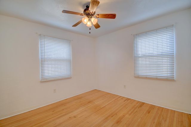 821 Madeira Drive SE, Albuquerque, NM 87108