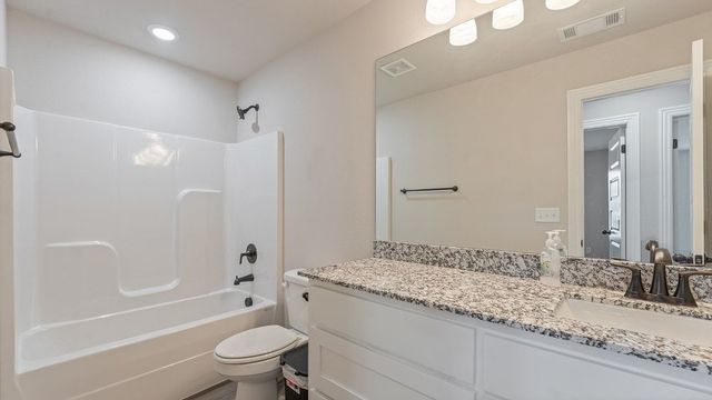 1831 S D Street, Rogers, AR 72756