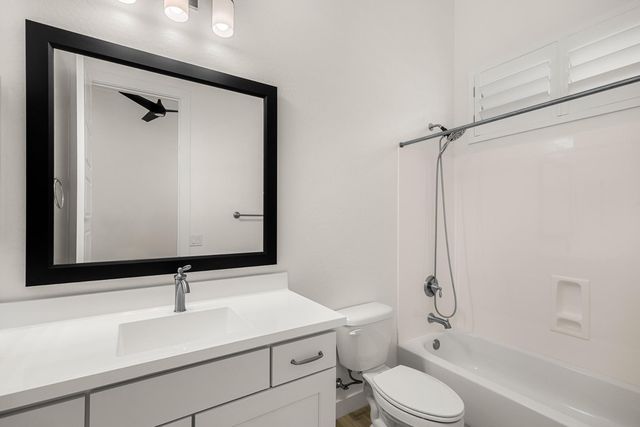 8125 E Jaeger Street, Mesa, AZ 85207