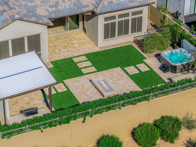 8125 E Jaeger Street, Mesa, AZ 85207