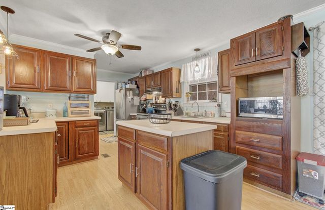 160 Inn View Drive, Inman, SC 29349