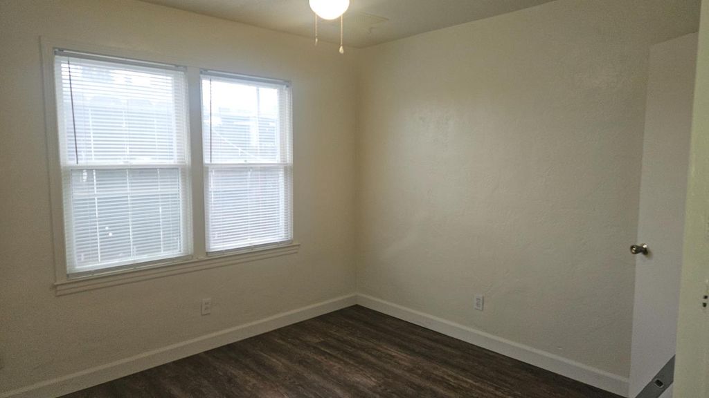 Image 3 of property listing at 3445 E Terrace Avenue, Fresno, CA 93703