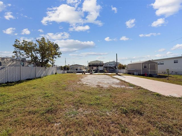 6838 CURLEW LANE, Hudson, FL 34667