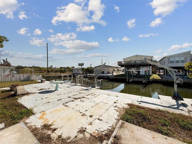 6838 CURLEW LANE, Hudson, FL 34667