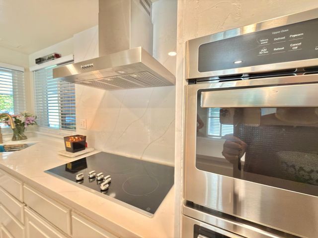 5323 Virtue Arc Dr, Stockton, CA 95207