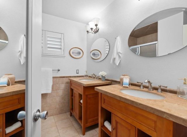 5323 Virtue Arc Dr, Stockton, CA 95207