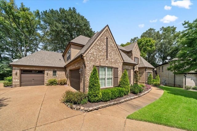 5262 PURPLE MOOR CV, Lakeland, TN 38002