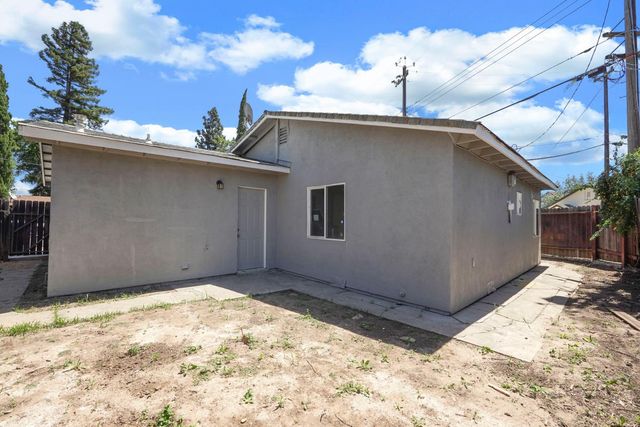 2915 Taft St, Sacramento, CA 95815