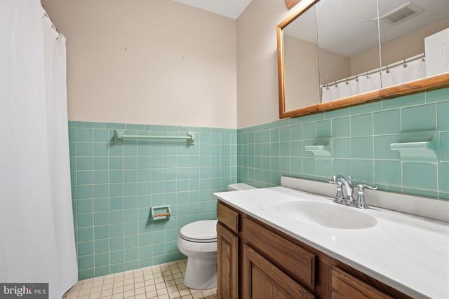 145 FORREST AVE, Southampton, PA 18966