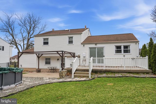 145 FORREST AVE, Southampton, PA 18966