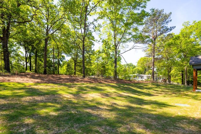9 Ferrell Road, Phenix City, AL 36869