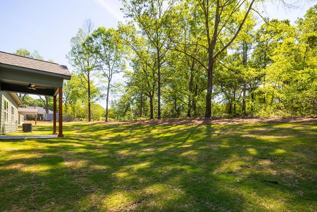 9 Ferrell Road, Phenix City, AL 36869