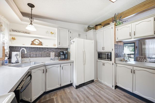 163 Donald Drive, Goffstown, NH 03045