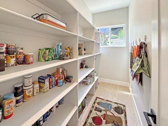 75 Whittington Dr, Newcastle, CA 95658