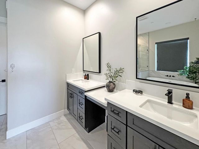 75 Whittington Dr, Newcastle, CA 95658