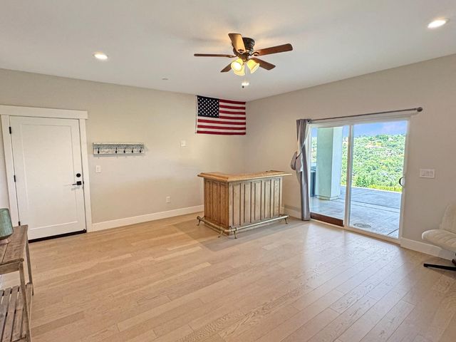 75 Whittington Dr, Newcastle, CA 95658