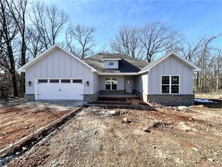 5 Blairgowrie Drive, Bella Vista, AR 72715