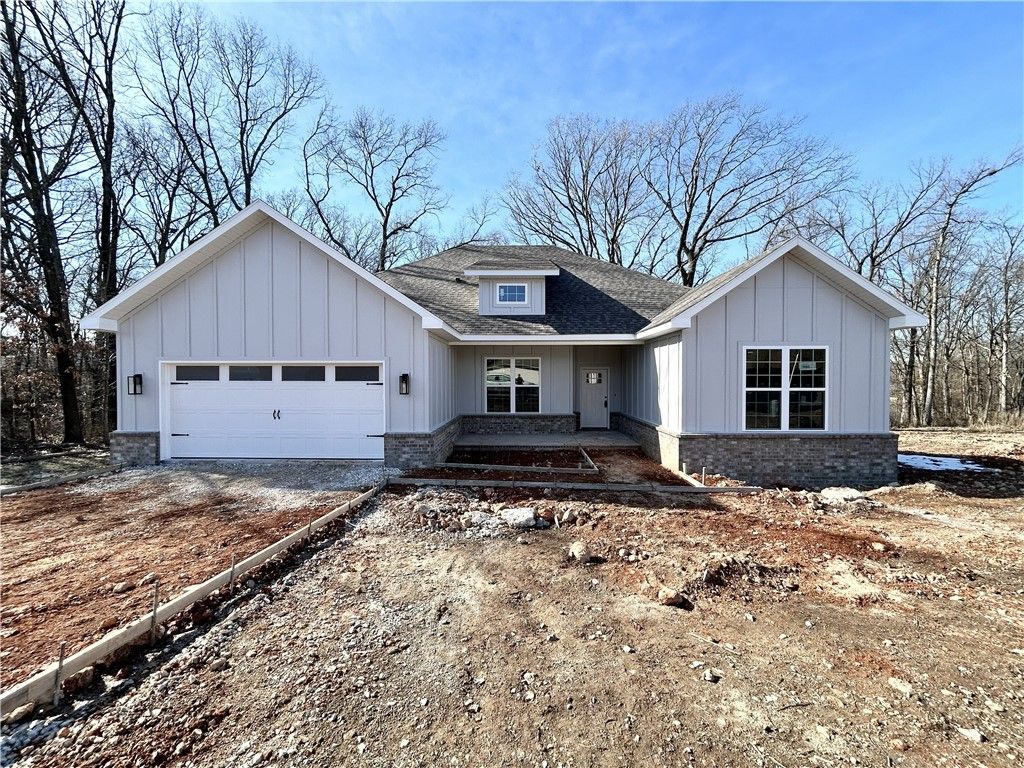 5 Blairgowrie Drive, Bella Vista, AR 72715