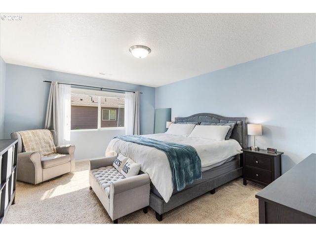 13017 Ne 56TH St, Vancouver, WA 98682