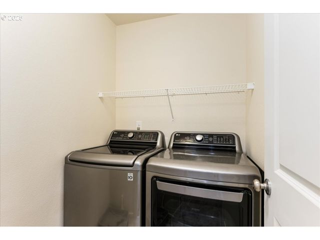 13017 Ne 56TH St, Vancouver, WA 98682