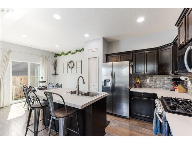 13017 Ne 56TH St, Vancouver, WA 98682