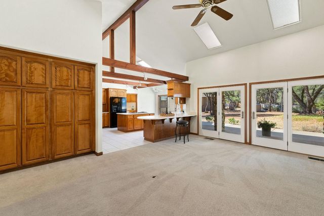 13270 Dry Creek Rd, Auburn, CA 95602