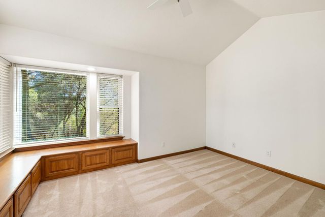 13270 Dry Creek Rd, Auburn, CA 95602