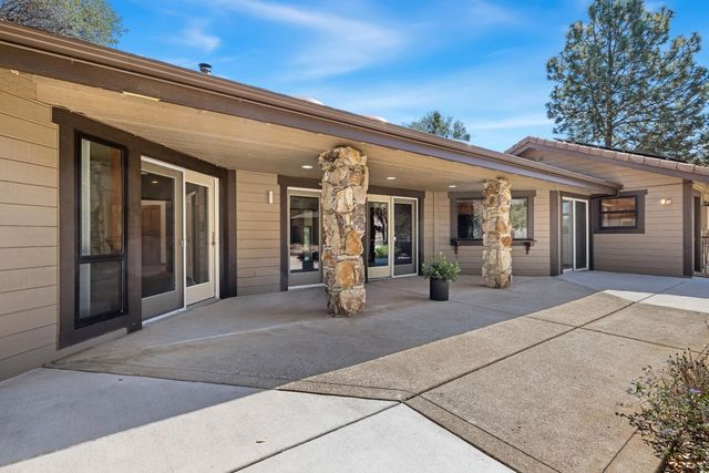 13270 Dry Creek Rd, Auburn, CA 95602