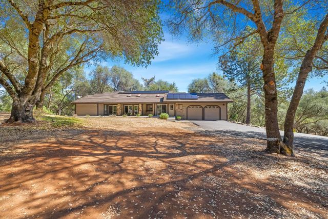13270 Dry Creek Rd, Auburn, CA 95602