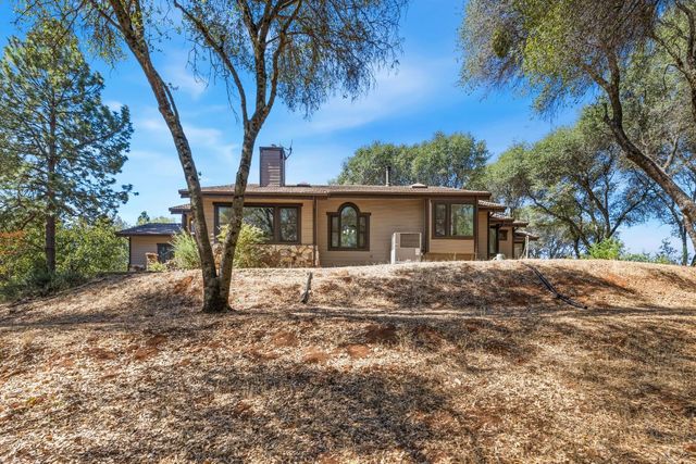 13270 Dry Creek Rd, Auburn, CA 95602