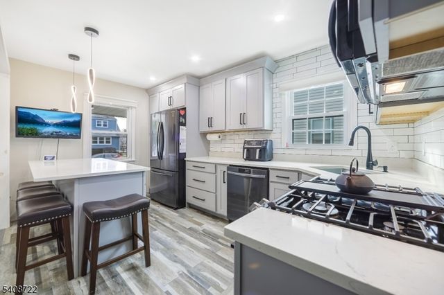 119 E 13Th St, Linden City, NJ 07036