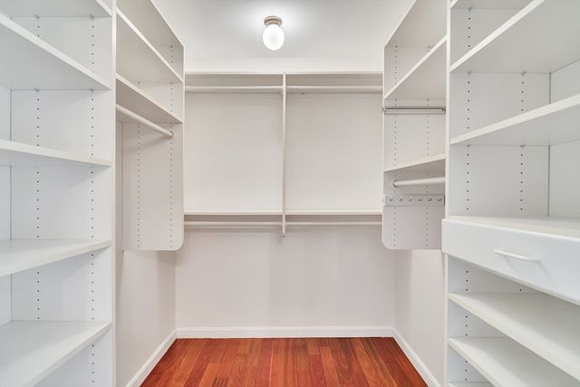 32 Bishops Forest Dr 32, Waltham, MA 02452