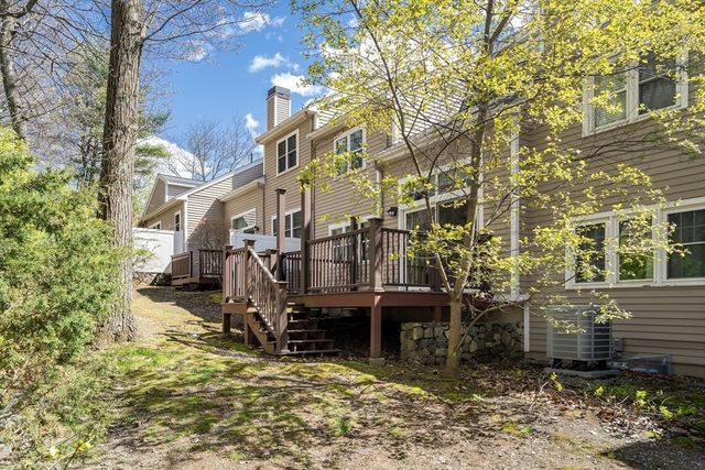 32 Bishops Forest Dr 32, Waltham, MA 02452
