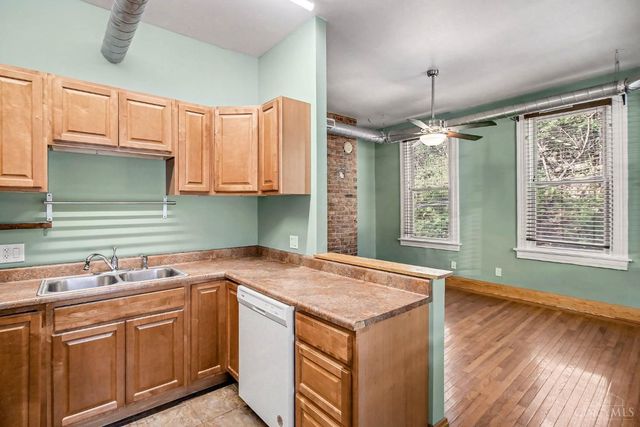 2150 Ravine Street, Cincinnati, OH 45214