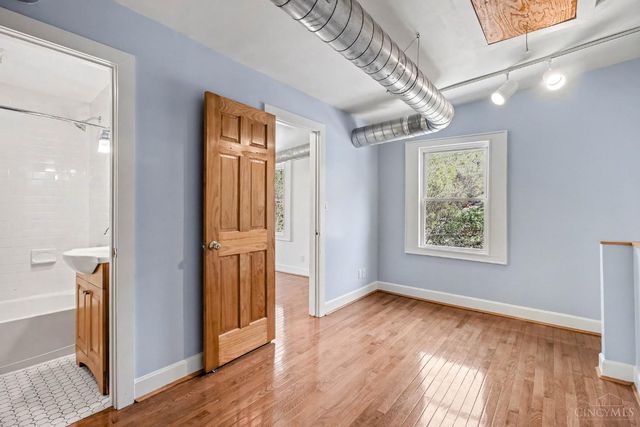 2150 Ravine Street, Cincinnati, OH 45214