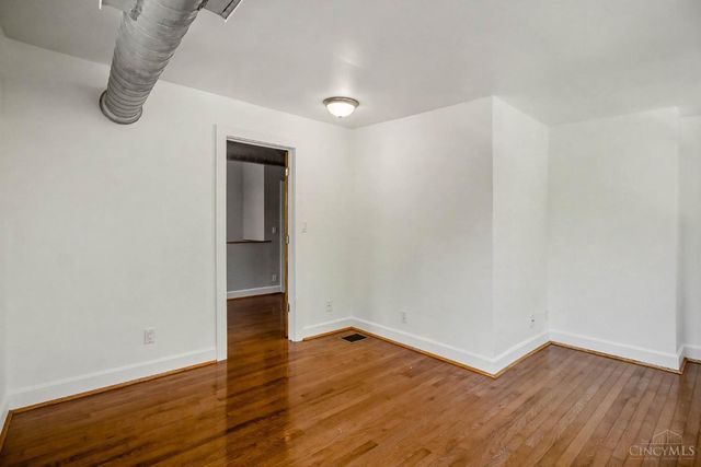 2150 Ravine Street, Cincinnati, OH 45214