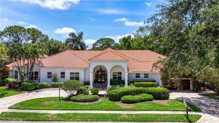 7562 Cordoba CIR, Naples, FL 34109