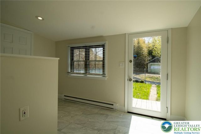 2246 2nd Street, Wilson Boro, PA 18042
