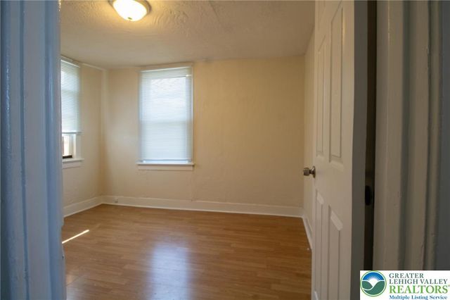 2246 2nd Street, Wilson Boro, PA 18042
