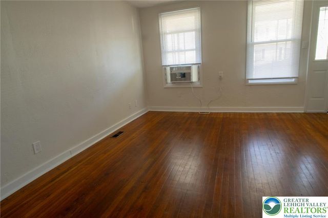 2246 2nd Street, Wilson Boro, PA 18042