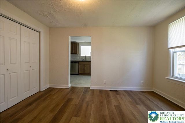 2246 2nd Street, Wilson Boro, PA 18042
