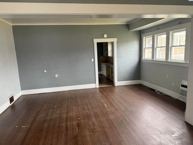 705 W Park St., Pasco, WA 99301