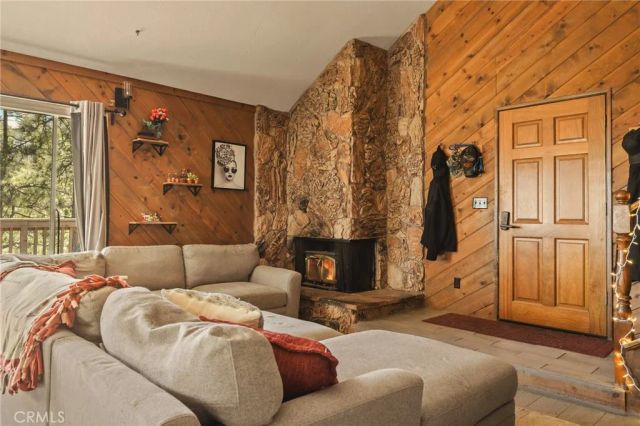 1214 Aleutian, Lake Arrowhead, CA 92352