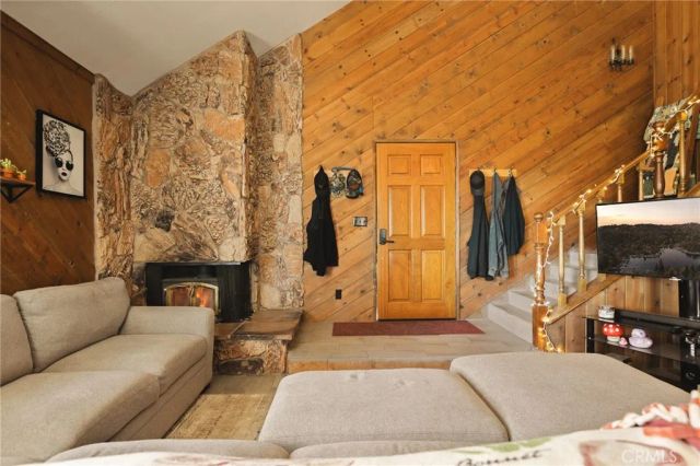 1214 Aleutian, Lake Arrowhead, CA 92352