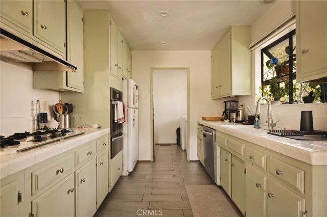 1214 Aleutian, Lake Arrowhead, CA 92352